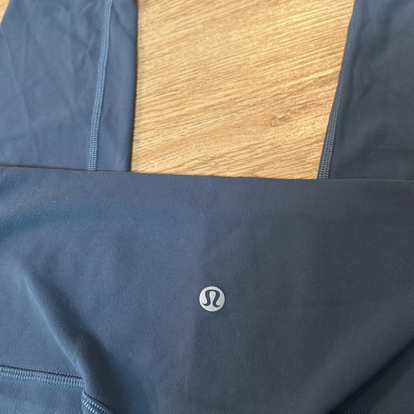 lululemon athletica Blue Leggings - Picture 2 of 4